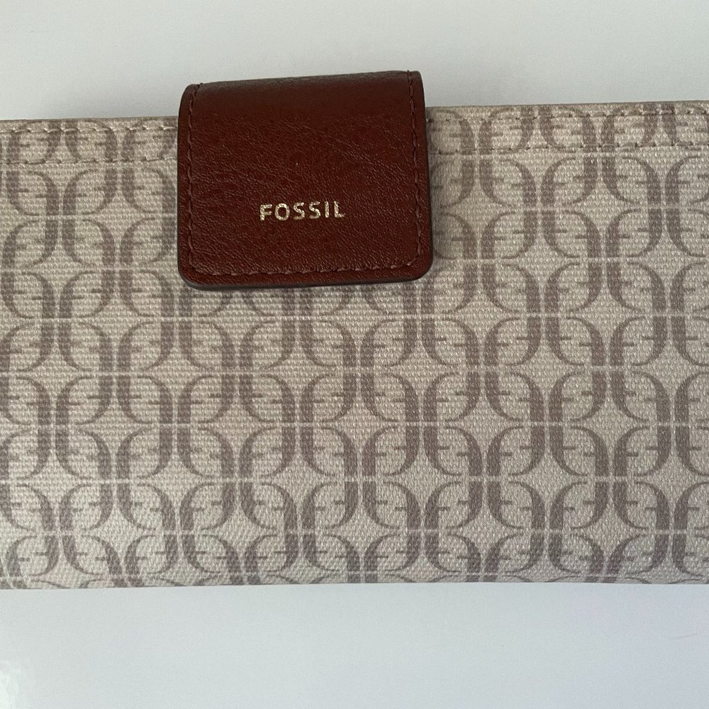 FOSSIL LOGAN TAB WALLET - RFID BLOCKING